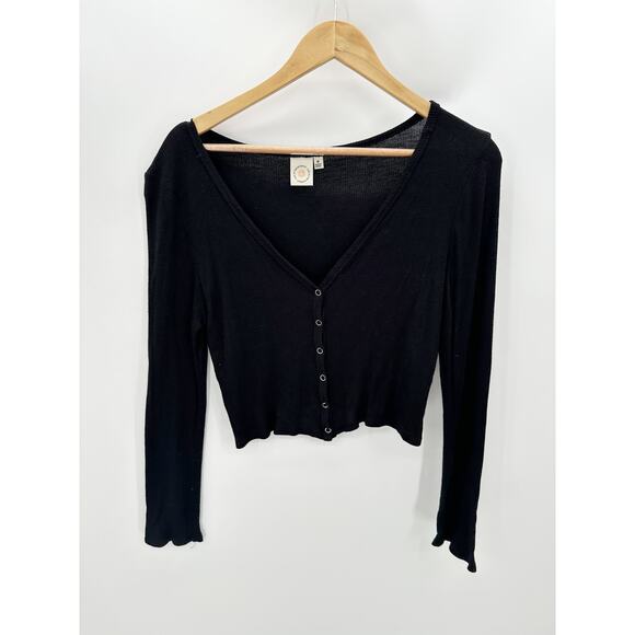 Live In The Moment Womens Cropped Button Down Shirt Ribbed Size M Boxy Casual - Picture 1 of 6